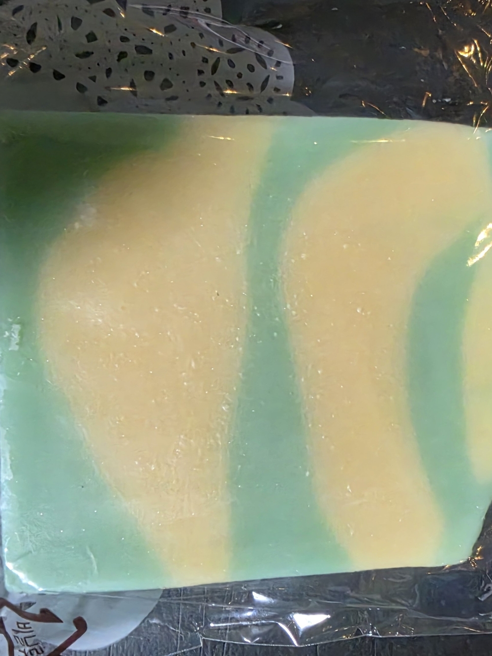 Handmade Bath Soap Bar (magnolia peach)